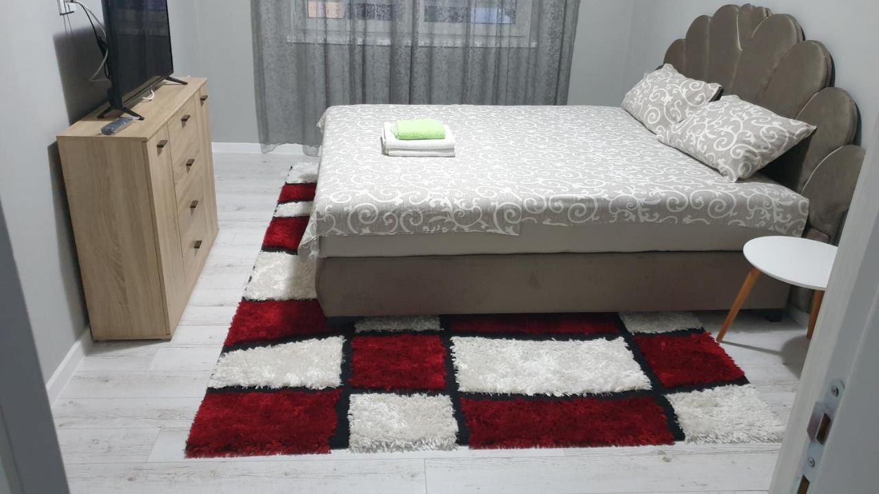 Apartman Sweet Dreams 2 Aparthotel Nis Luaran gambar